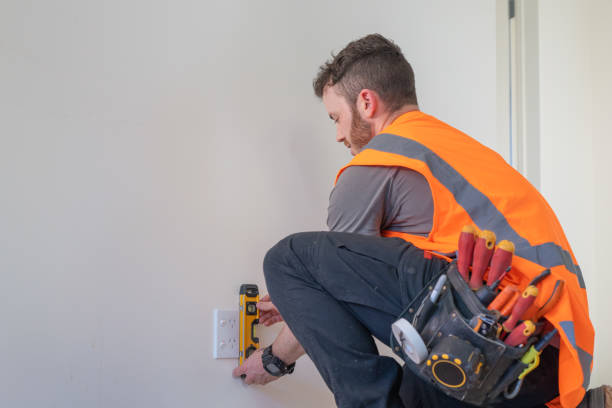Best Emergency Electrical Repair  in Astor, FL